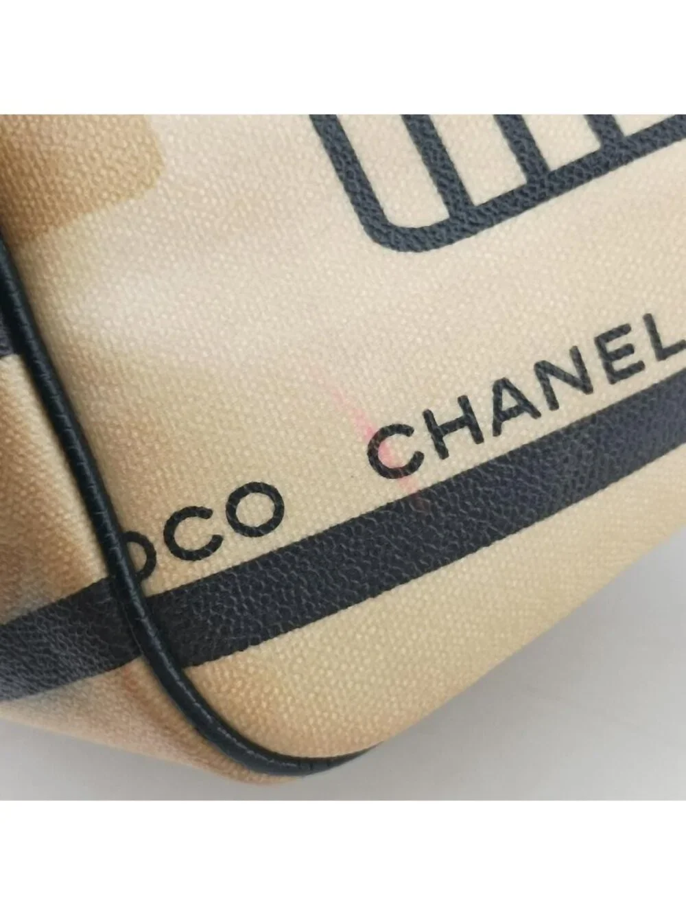 Chanel brand color